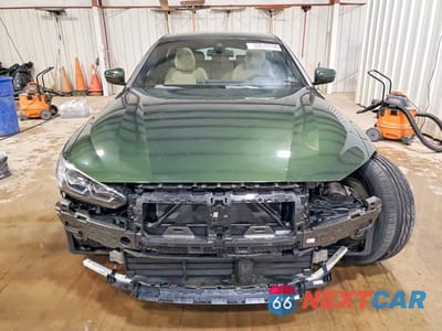 Piąte zdjęcie samochodu w środku: 2024 BMW I4 EDRIVE 35 VIN:WBY43AW04RFT19111 - miniatura