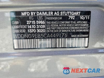 Zdjęcie 12 z 12 samochodu: 2012 MERCEDES-BENZ S 550 4MATIC VIN:WDDNG9EB5CA449176 - miniatura