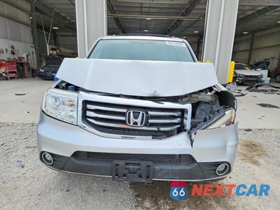 Piąte zdjęcie samochodu w środku: 2013 HONDA PILOT EXL VIN:5FNYF4H64DB012029 - miniatura
