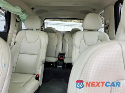 Zdjęcie 10 z 13 samochodu: 2021 VOLVO XC90 T6 INSCRIPTION VIN:YV4A221L7M1681872 - miniatura