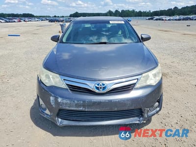 Piąte zdjęcie samochodu w środku: 2012 TOYOTA CAMRY HYBRID XLE VIN:4T1BD1FK9CU060301 - miniatura