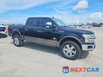 Czwarte zdjęcie samochodu z boku: 2020 FORD F150 SUPERCREW VIN:1FTEW1E50LFB27928 - miniatura