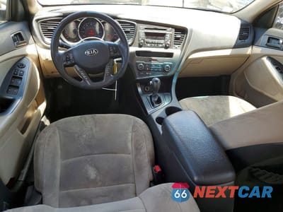 Zdjęcie 8 z 12 samochodu: 2013 KIA OPTIMA LX VIN:KNAGM4A70D5396362 - miniatura