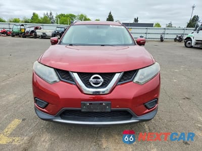 Piąte zdjęcie samochodu w środku: 2015 NISSAN ROGUE SV VIN:5N1AT2ML8FC791618 - miniatura