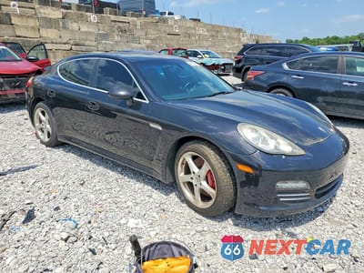 Czwarte zdjęcie samochodu z boku: 2010 PORSCHE PANAMERA S VIN:WP0AB2A72AL064157 - miniatura