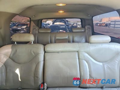 Zdjęcie 10 z 13 samochodu: 2005 GMC YUKON XL DENALI VIN:1GKFK66U55J221326 - miniatura