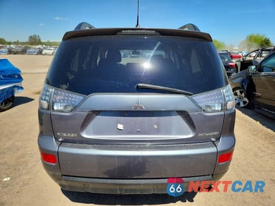 Zdjęcie 6 z 13 samochodu: 2007 MITSUBISHI OUTLANDER ES VIN:JA4MS31X67Z601034 - miniatura