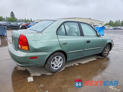 Trzecie zdjęcie samochodu z tyłu: 2005 HYUNDAI ACCENT GL VIN:KMHCG45C35U585400 - miniatura