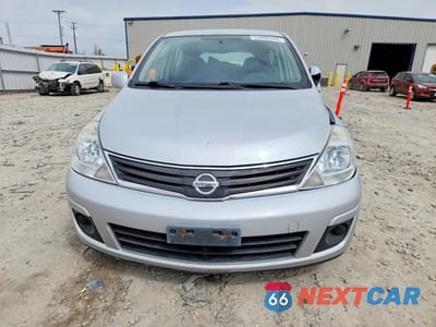 Piąte zdjęcie samochodu w środku: 2010 NISS VERSA 1.8 S VIN:3N1BC1CP0AL439057 - miniatura