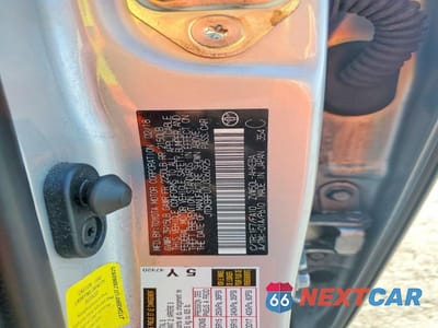 Zdjęcie 13 z 13 samochodu: 2018 TOYOTA PRIUS TWO VIN:JTDKBRFU7J3060925 - miniatura