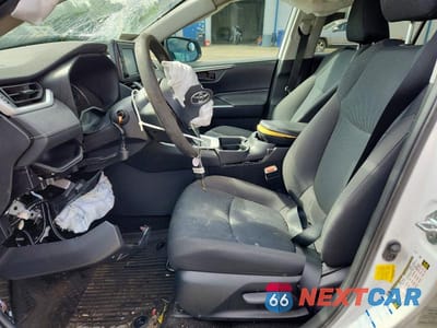 Zdjęcie 7 z 12 samochodu: 2020 TOYOTA RAV4 LE VIN:4T3LWRFV3LU005843 - miniatura