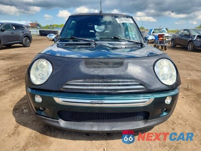 Piąte zdjęcie samochodu w środku: 2007 MINI COOPER S VIN:WMWRH33517TL93814 - miniatura