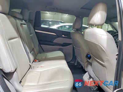 Zdjęcie 11 z 13 samochodu: 2019 TOYOTA HIGHLANDER XLE VIN:5TDKZRFH5KS346206 - miniatura