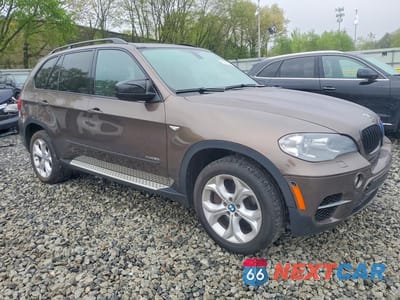 Czwarte zdjęcie samochodu z boku: 2012 BMW X5 XDRIVE50I VIN:5UXZV8C5XCL423491 - miniatura