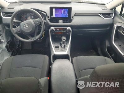 Zdjęcie 8 z 12 samochodu: 2024 TOYOTA RAV4 LE VIN:2T3H1RFV2RW314278 - miniatura
