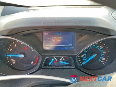 Zdjęcie 9 z 13 samochodu: 2015 FORD ESCAPE S VIN:1FMCU0F73FUA18107 - miniatura
