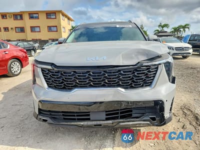 Piąte zdjęcie samochodu w środku: 2025 KIA SORENTO S VIN:5XYRL4JC9SG348858 - miniatura