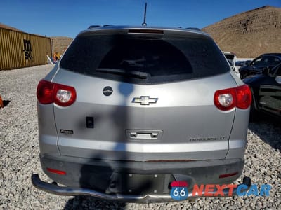 Zdjęcie 6 z 12 samochodu: 2011 CHEVROLET TRAVERSE LT VIN:1GNKVGED8BJ179424 - miniatura