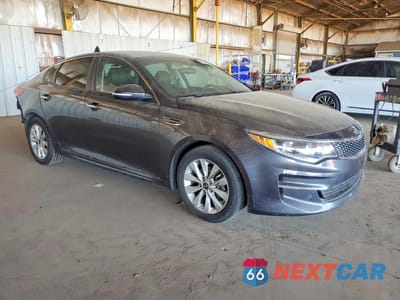 Czwarte zdjęcie samochodu z boku: 2017 KIA OPTIMA EX VIN:5XXGU4L31HG132601 - miniatura