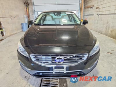 Piąte zdjęcie samochodu w środku: 2018 VOLVO S60 PLATINUM VIN:LYV402HMXJB179852 - miniatura
