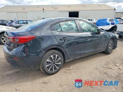 Trzecie zdjęcie samochodu z tyłu: 2016 MAZDA 3 SPORT VIN:3MZBM1T75GM311973 - miniatura