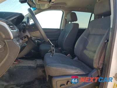 Zdjęcie 7 z 13 samochodu: 2016 CHEVROLET TAHOE SPECIAL VIN:1GNSKFEC0GR425708 - miniatura