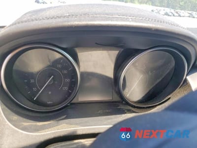 Zdjęcie 9 z 13 samochodu: 2018 JAGUAR E-PACE S VIN:SADFJ2FX4J1Z17336 - miniatura