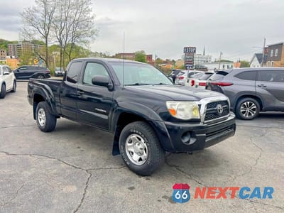 Czwarte zdjęcie samochodu z boku: 2010 TOYOTA TACOMA ACCESS CAB VIN:5TEUX4EN5AZ744011 - miniatura