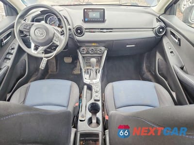 Zdjęcie 8 z 12 samochodu: 2017 TOYOTA YARIS IA BASE VIN:3MYDLBYVXHY163214 - miniatura