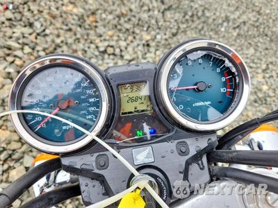 Zdjęcie 7 z 9 samochodu: 2013 HONDA CB1100 VIN:JH2SC6510DK000179 - miniatura