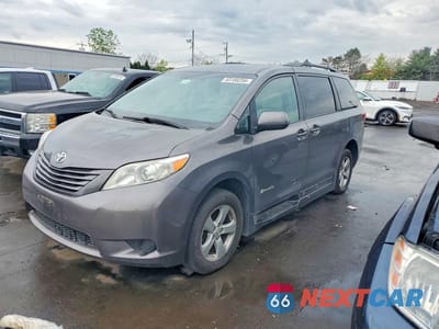 2016 TOYOTA SIENNA LE 5TDKK3DC9GS760959 - główne zdjęcie licytacji z USA - miniatura