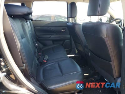 Zdjęcie 10 z 12 samochodu: 2017 MITSUBISHI OUTLANDER GT VIN:JA4JZ4AX3HZ070641 - miniatura