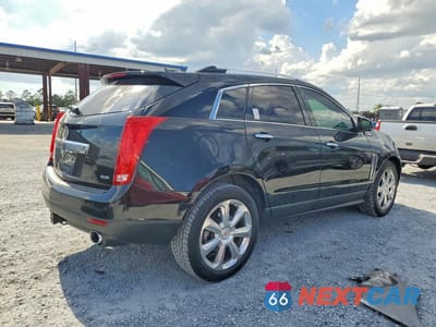 Trzecie zdjęcie samochodu z tyłu: 2015 CADILLAC SRX PERFORMANCE COLLECTION VIN:3GYFNCE37FS514746 - miniatura