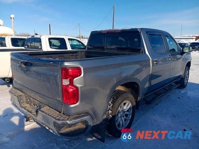 Trzecie zdjęcie samochodu z tyłu: 2020 CHEVROLET SILVERADO K1500 LT VIN:3GCUYDED7LG231197 - miniatura