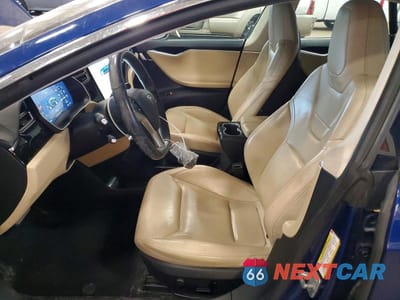 Zdjęcie 7 z 12 samochodu: 2015 TESLA MODEL S 70D VIN:5YJSA1S27FF090736 - miniatura