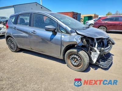 Czwarte zdjęcie samochodu z boku: 2018 NISSAN VERSA NOTE SV 5DR VIN:3N1CE2CP6JL367446 - miniatura