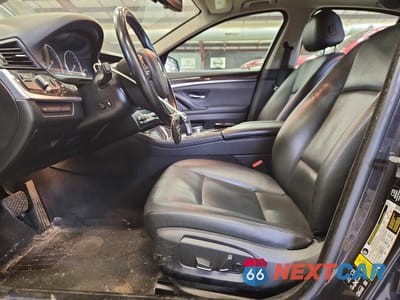Zdjęcie 7 z 12 samochodu: 2015 BMW 528 XI VIN:WBA5A7C56FD626301 - miniatura