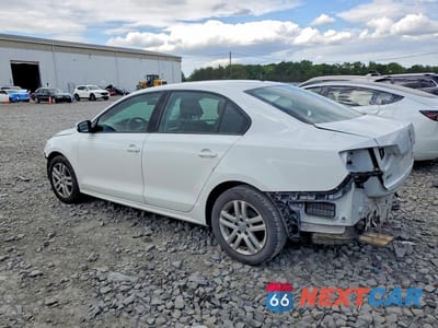 Drugie zdjęcie samochodu z przodu: 2018 VOLKSWAGEN JETTA S VIN:3VW2B7AJ7JM252097 - miniatura