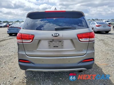 Zdjęcie 6 z 13 samochodu: 2016 KIA SORENTO EX VIN:5XYPH4A55GG092719 - miniatura