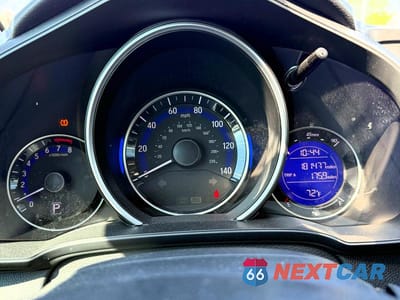 Zdjęcie 8 z 10 samochodu: 2015 HONDA FIT EX VIN:3HGGK5H83FM776937 - miniatura