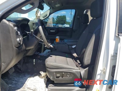 Zdjęcie 7 z 12 samochodu: 2022 GMC SIERRA K1500 VIN:3GTUUAEDXNG557458 - miniatura