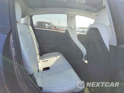 Zdjęcie 11 z 13 samochodu: 2022 TESLA MODEL Y VIN:7SAYGAEE1NF558671 - miniatura