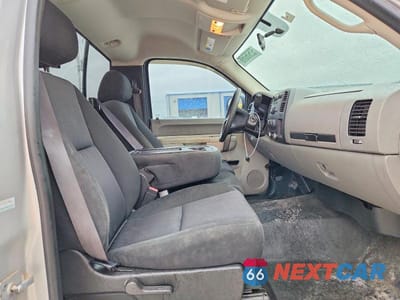 Zdjęcie 10 z 12 samochodu: 2010 GMC SIERRA C1500 VIN:1GTPCTEX9AZ187006 - miniatura