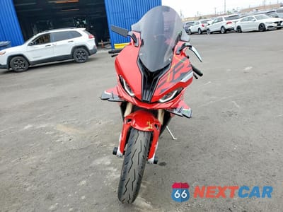 Drugie zdjęcie samochodu z przodu: 2022 BMW S 1000 RR VIN:WB10E2302N6F91977 - miniatura