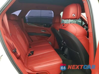 Zdjęcie 11 z 13 samochodu: 2023 BENTLEY BENTAYGA VIN:SJAAT2ZV3PC024390 - miniatura