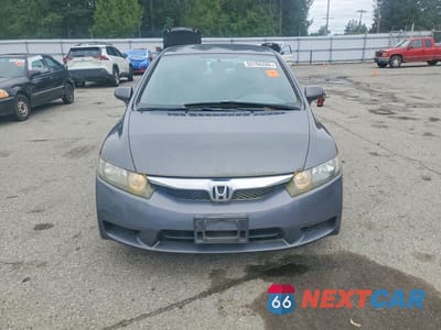 Piąte zdjęcie samochodu w środku: 2009 HONDA CIVIC LX VIN:19XFA16549E045866 - miniatura