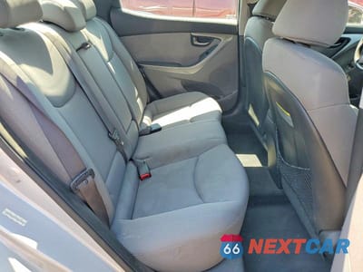 Zdjęcie 10 z 12 samochodu: 2012 HYUNDAI ELANTRA GLS VIN:KMHDH4AE1CU463365 - miniatura