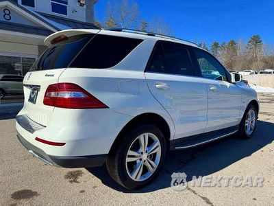 Czwarte zdjęcie samochodu z boku: 2012 MERCEDES-BENZ ML 350 4MATIC VIN:4JGDA5HB4CA053991 - miniatura
