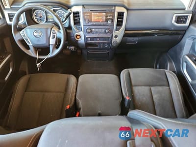 Zdjęcie 8 z 12 samochodu: 2017 NISSAN TITAN S VIN:1N6AA1EKXHN553025 - miniatura