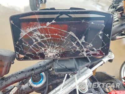 Zdjęcie 7 z 9 samochodu: 2026 DUCATI STREETFIGHTER V4 VIN:ZDMFAK6W8TB002493 - miniatura